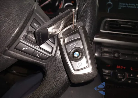 2011 BMW 750Li xDrive z USA, uszkodzony, nr VIN WBAKC8C58BC433036